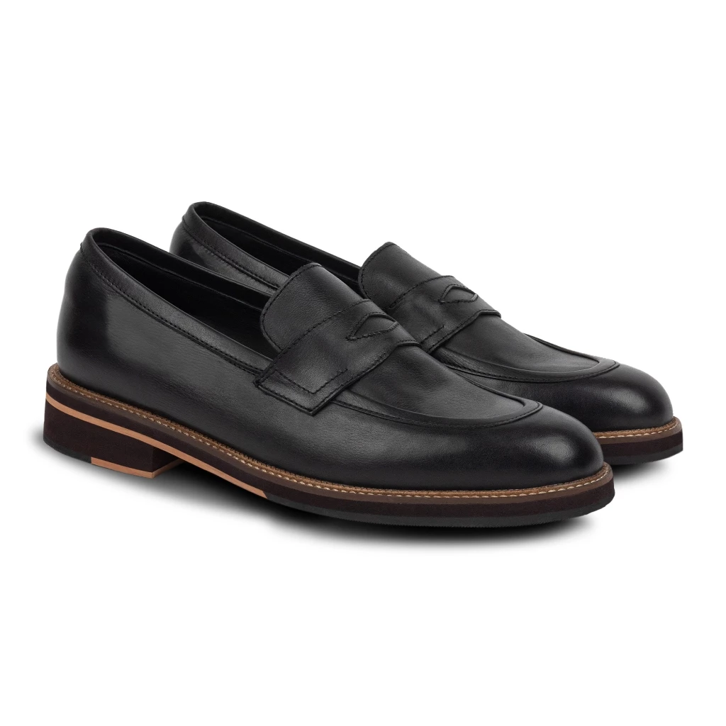 Penny Loafers Pria: Sepatu Formal Serbaguna Wajib Punya